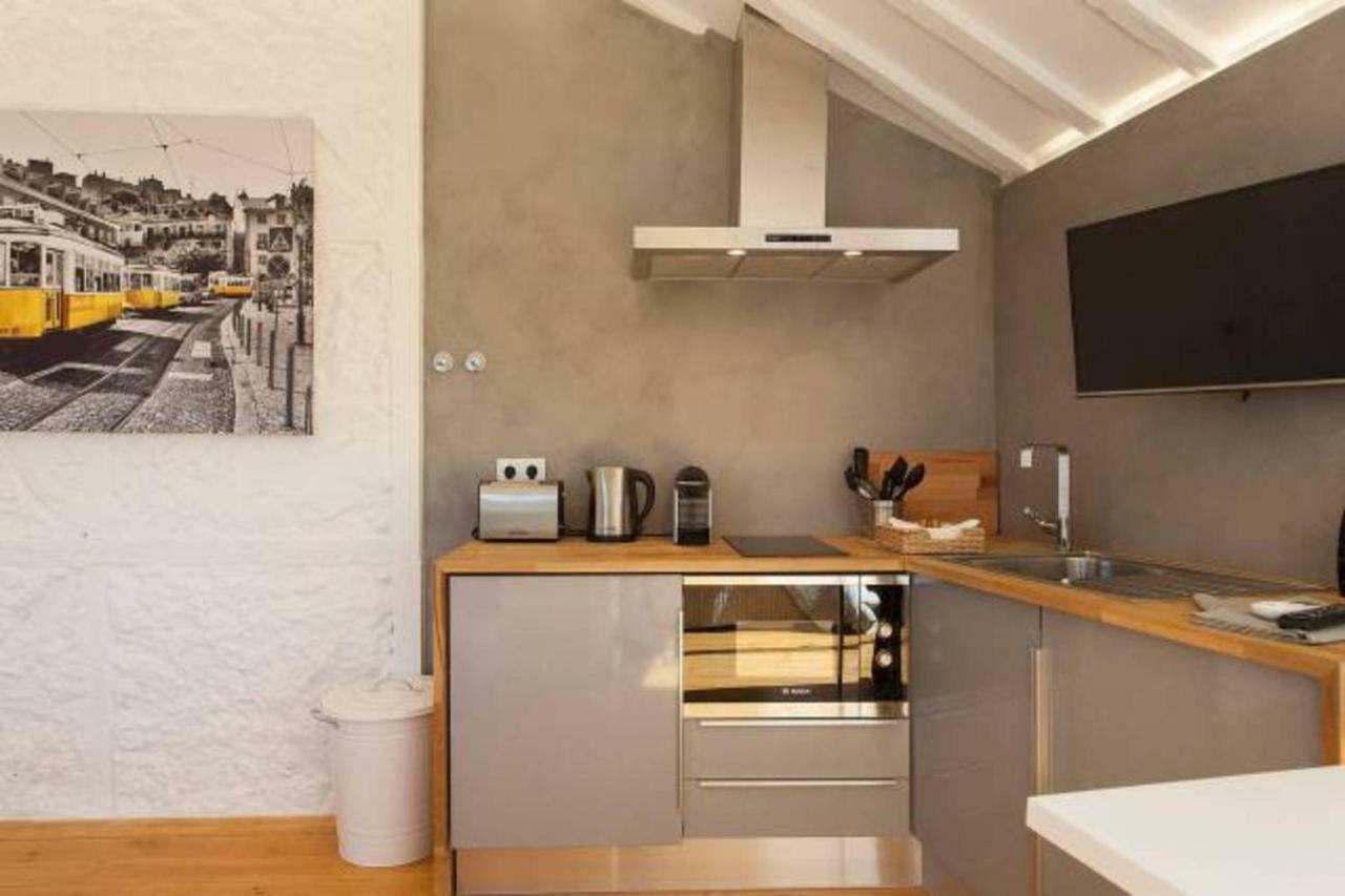 Alfama Riverview Apartments Lisbona Esterno foto