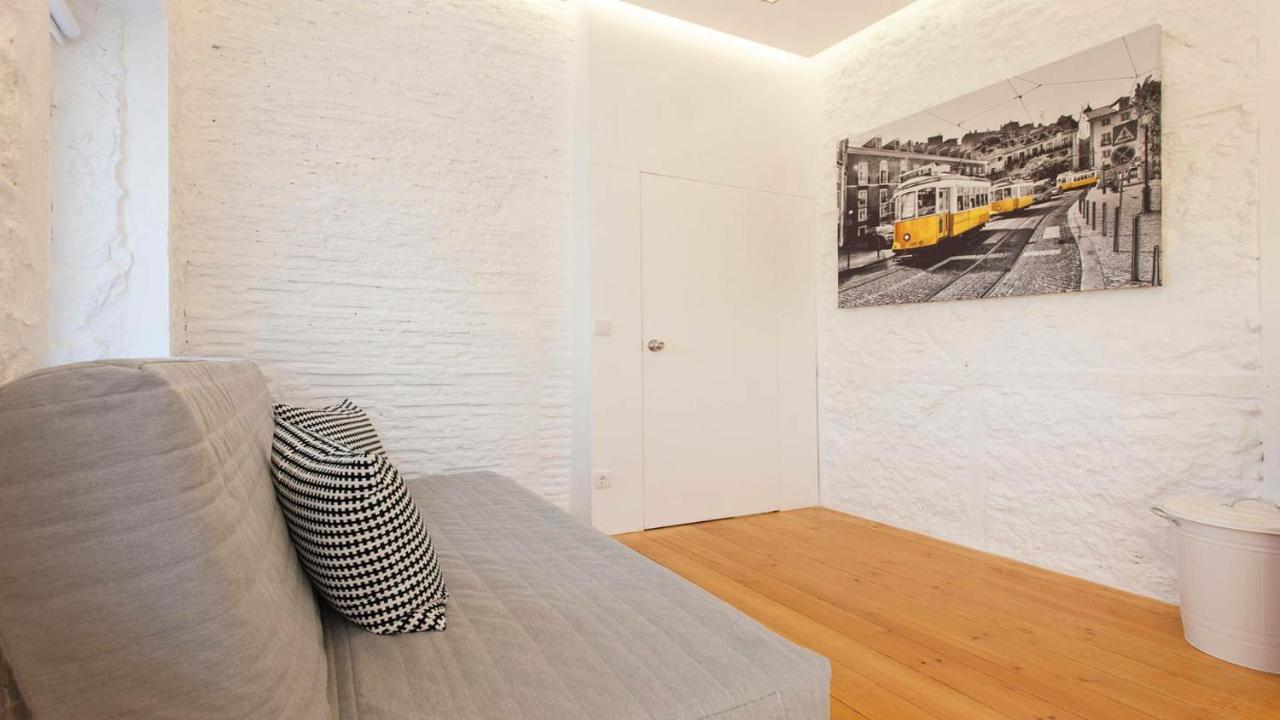 Alfama Riverview Apartments Lisbona Esterno foto